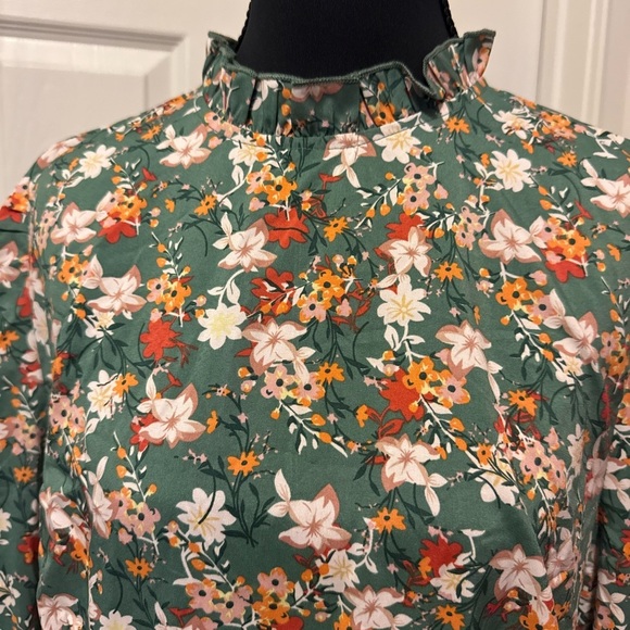 SHEIN Floral Green Dress - Picture 2 of 9